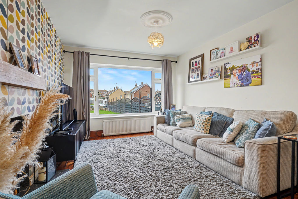 Avondale Road Inkersall